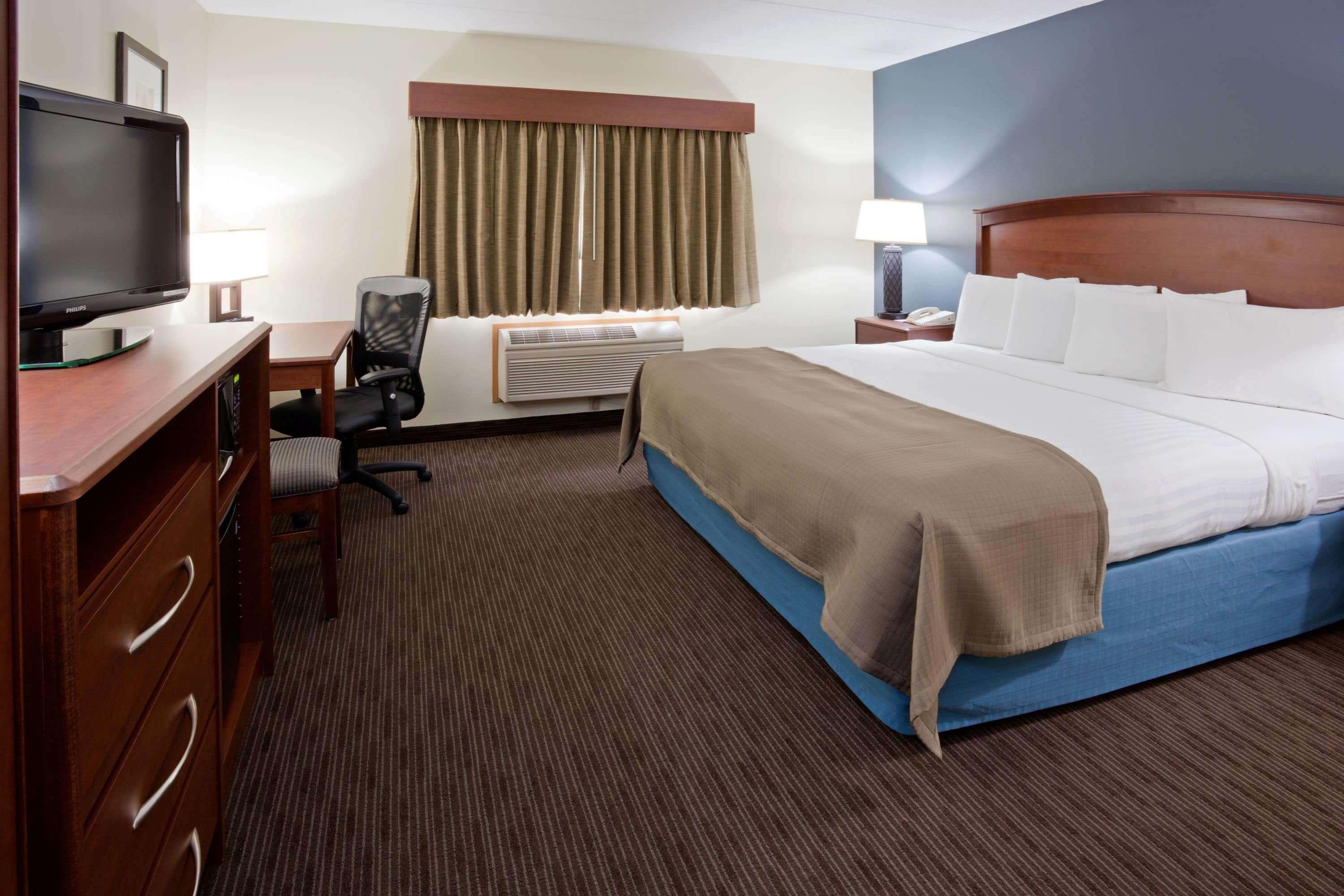 Hotel Americinn By Wyndham Mn Princeton
